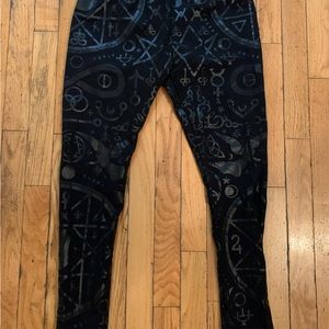 Killstar Occult Leggings. Black. Size Large.